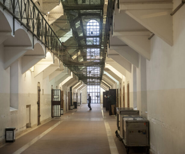 Uno scatto all'interno della Casa circondariale di Regina Coeli a Roma (Foto di Alberto Cristofari/Contrasto).